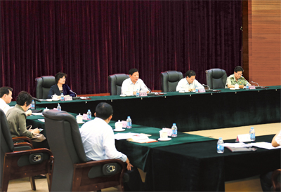 军转干:2016年国务院军队转业安置工作小组会议召开